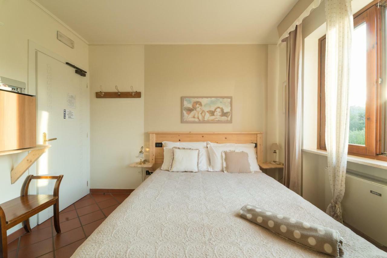 Hotel Florence Manerba del Garda Exterior photo